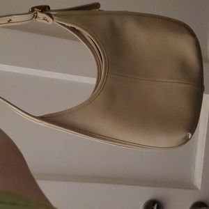 Coach shoulder bag ergo
